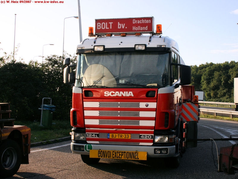 Scania-124-L-420-Bolt-120907-03.jpg