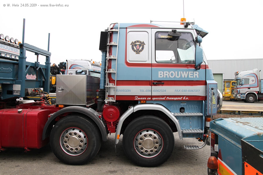 Scania-143-E-500-Brouwer-270609-05.jpg