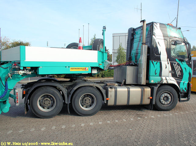 Volvo-FH12-500-Connect-251006-23.jpg
