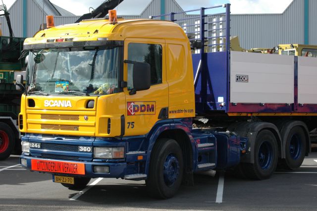 Scania-124-G-360-DDM-AvUrk-181004-1.jpg - Arie van Urk