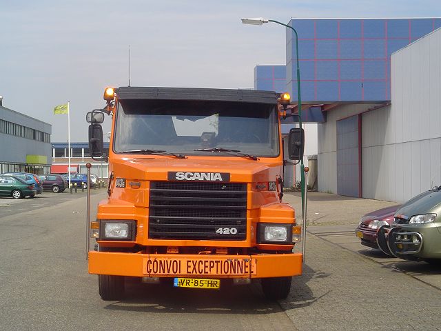 Scania-143-E-420-DDM-deKoning-020505-03.jpg - Bert de Koning