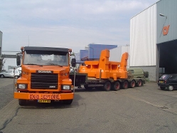 Scania-143-E-420-DDM-deKoning-020505-01