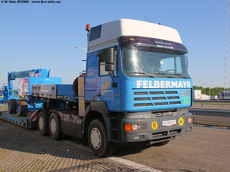Steyr-33-S-46-Felbermayr-085-080508-05.jpg