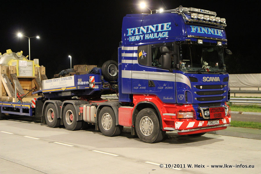 Scania-R-II-V8-Finnie-281011-02.jpg