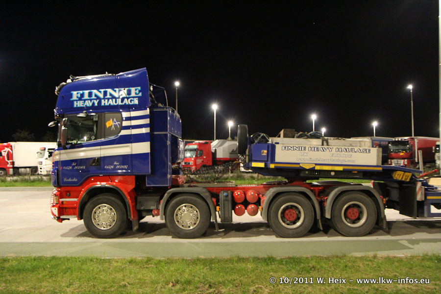 Scania-R-II-V8-Finnie-281011-10.jpg