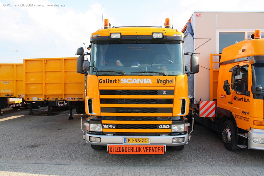 Scania-124-G-420-Gaffert-150808-05.jpg
