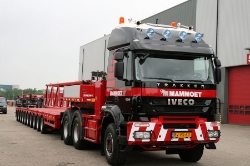 Iveco-Trakker-II-AT-720-T-50-T-Mammoet-PvUrk-300609-02