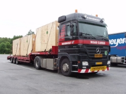 MB-Actros-1844-MP2-Mammoet-Holz-210706-01
