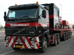 Volvo-FH16-520-Mammoet-PvUrk-050308-03