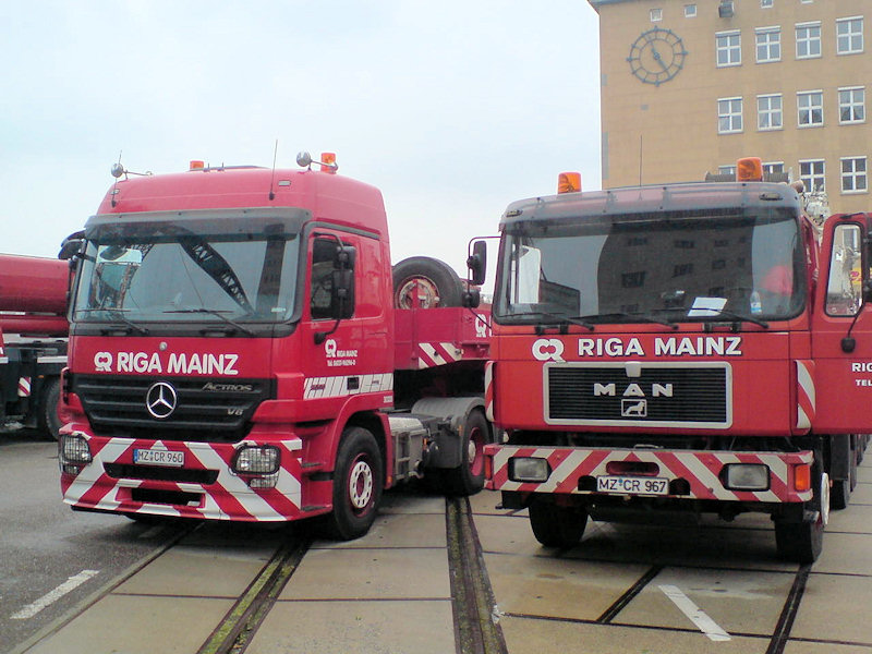 MB-Actros-MP2-2655-Riga-Andes-150508-02.jpg - Frank Andes