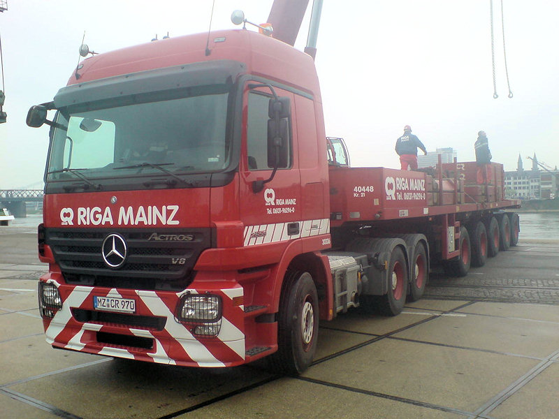 MB-Actros-MP2-2655-Riga-Andes-150508-04.jpg - Frank Andes