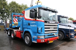 Scania-124-G-470-rot-blau-051008-03