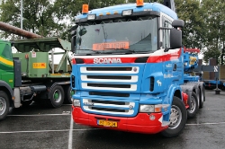 Scania-R-500-blau-rot-051008-03