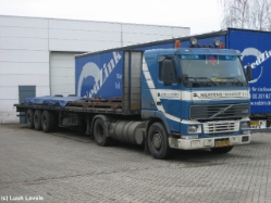 Volvo-FH12-380-Mertens-Levels-040207-03