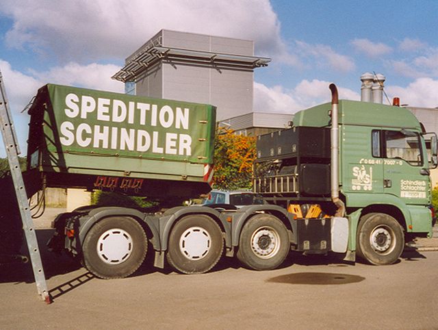 MAN-TGA-LX-Schindler+Schlachter-Senzig-261105-03.jpg - Michael Senzig