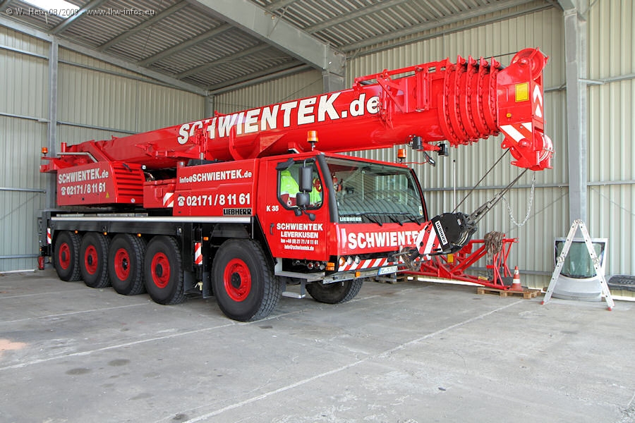 Liebherr-LTM-1095-5-1-Schwientek-300809-01.jpg