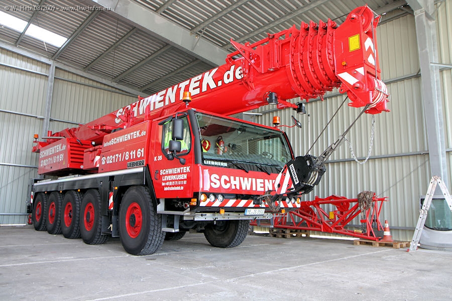 Liebherr-LTM-1095-5-1-Schwientek-300809-02.jpg