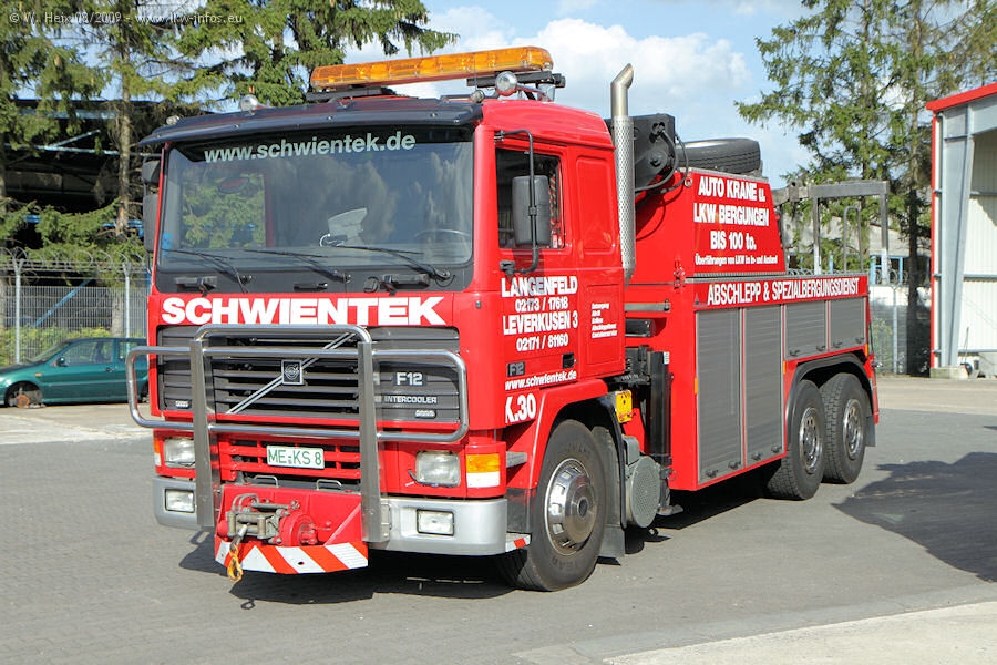 Volvo-F12-1991-Schwientek-300809-09.jpg