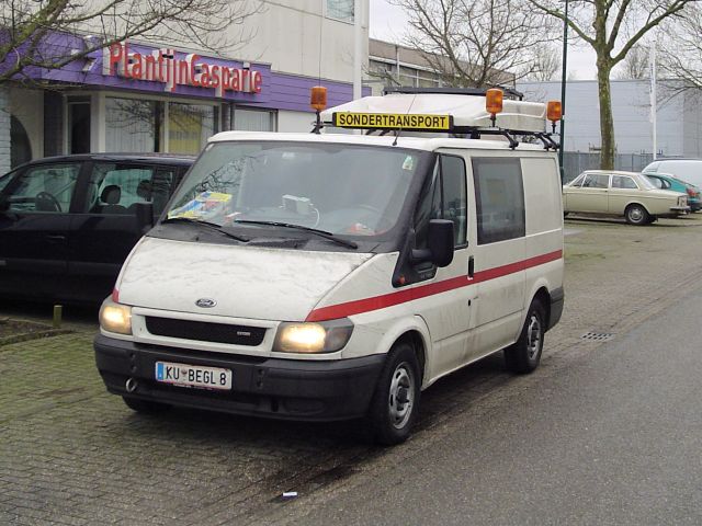Ford-Transit-BF3-Sonder-deKoning-030205-01.jpg - Bert de Koning