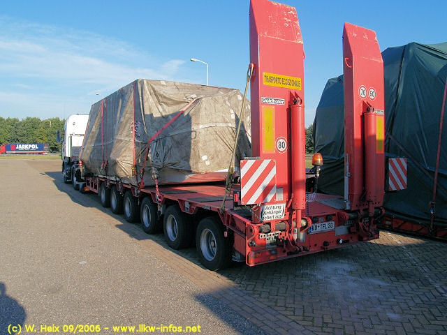 Scania-R-560-Sondertransporte-220906-06.jpg