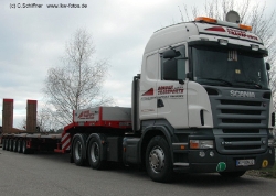 Scania-R-560-Sondertransporte-Schiffner-241207-01