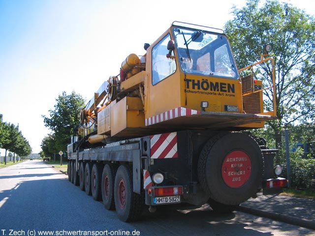 Liebherr-LTM-1400-1-Thoemen-Zech-081205-01.jpg - Tony Zech