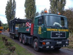 MAN-F90-Tieflader-Thoemen-4-(Hennig)