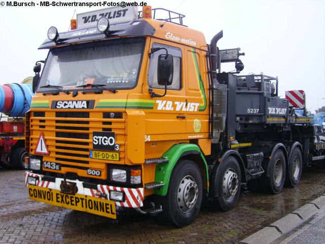 Scania-143-E-500-vdVlist-64-Bursch-101006-08.jpg