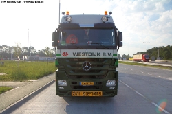 MB-Actros-3-3351-Westdijk-100810-04