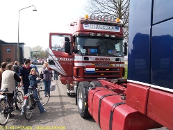 175-Scania-4er-Haenen-230406-01