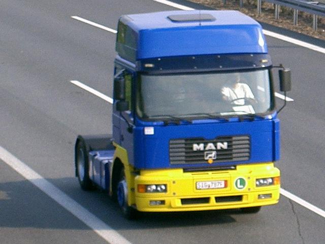 MAN-F2000-Evo-SZM-Augustin-Szy-200404-1.jpg - Trucker Jack
