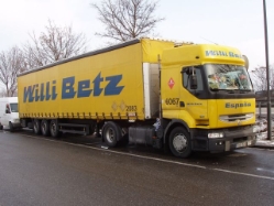 Renault-Premium-420-Betz-Holz-100206-01