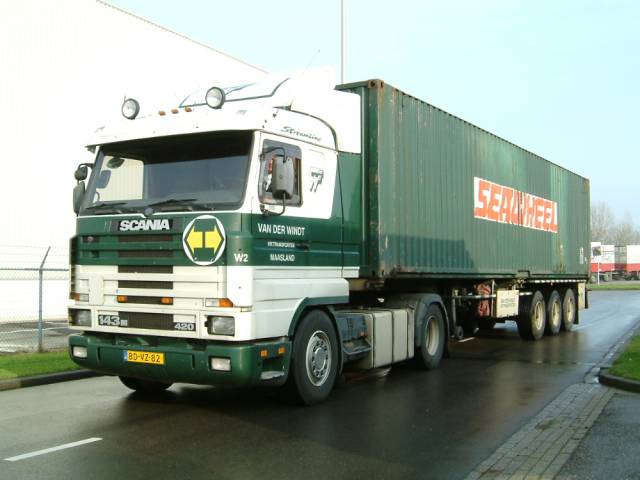 Scania-143-M-420-Cargoboss-vMelzen-010305-01.jpg - Henk van Melzen