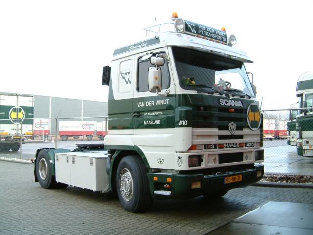 Scania-143-M-420-Cargoboss-vMelzen-010305-06.jpg - Henk van Melzen