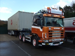 Scania-144-L-460-Ceusters-Rouwet-050509-01