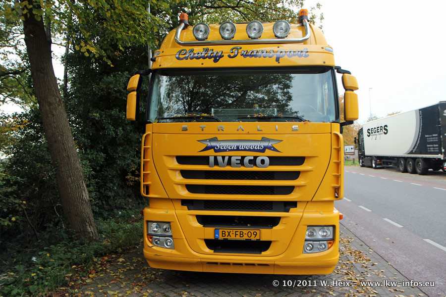 Iveco-Stralis-AS-II-440-S-45-Chelty-301011-07.jpg