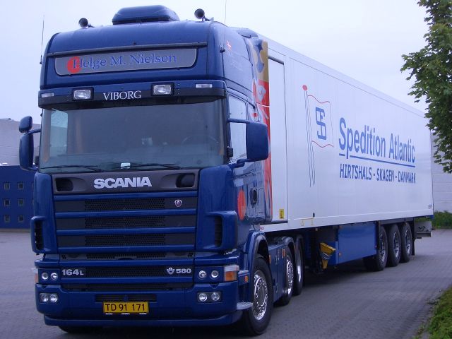 Scania-164-L-580-Nielsen-Atlantic-Stober-281204-01.jpg - Ingo Stober