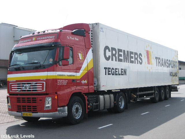 Volvo-FH12-420-Cremers-Levels-160906-01.jpg