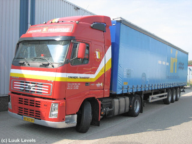 Volvo-FH12-420-Cremers-Levels-160906-03.jpg