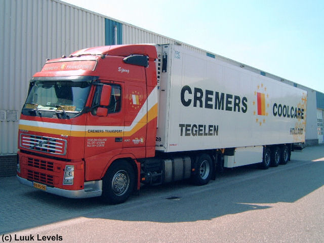 Volvo-FH12-420-Cremers-Levels-160906-10.jpg