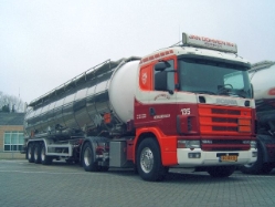 Scania-124-G-400-Dohmen-Levels-011105-01