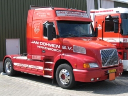 Volvo-NH12-Dohmen-Bocken-310705-01