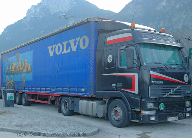 Volvo-FH12-420-Fluckinger-Schiffner-210107-01.jpg - Carsten Schiffner