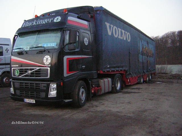 Volvo-FH12-460-Fluckinger-140506-01.jpg - Flaotliner