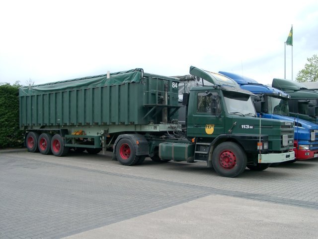 Scania-113-M-360-SZ-Freund-(Schimana)-1.jpg