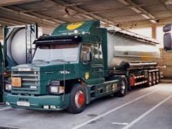 Scania-143-M-500-Freund-Schimana-130205-06
