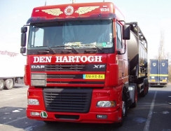 DAF-XF-denHartogh-Holz-040504-1-NL