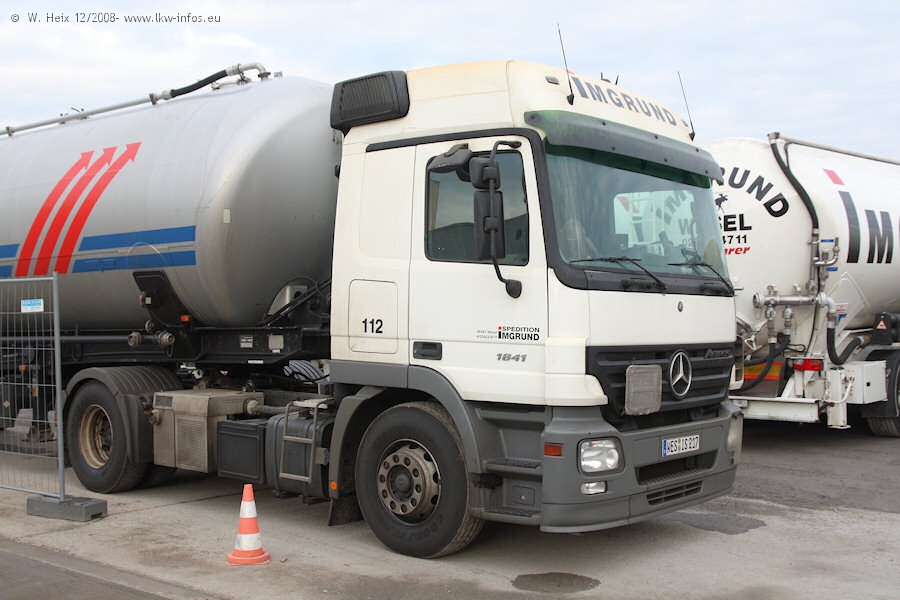 MB-Actros-MP2-1841-IS-217-Imgrund-141208-01.jpg