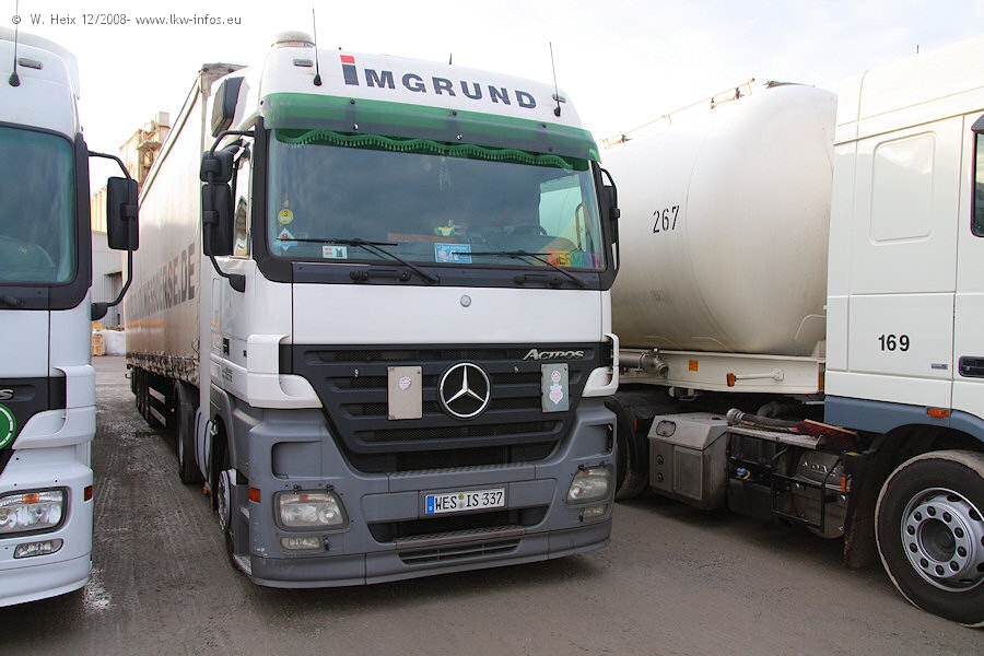 MB-Actros-MP2-1841-IS-337-Imgrund-141208-03.jpg