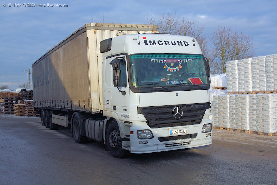 MB-Actros-MP2-1844-IS-338-Imgrund-141208-01.jpg